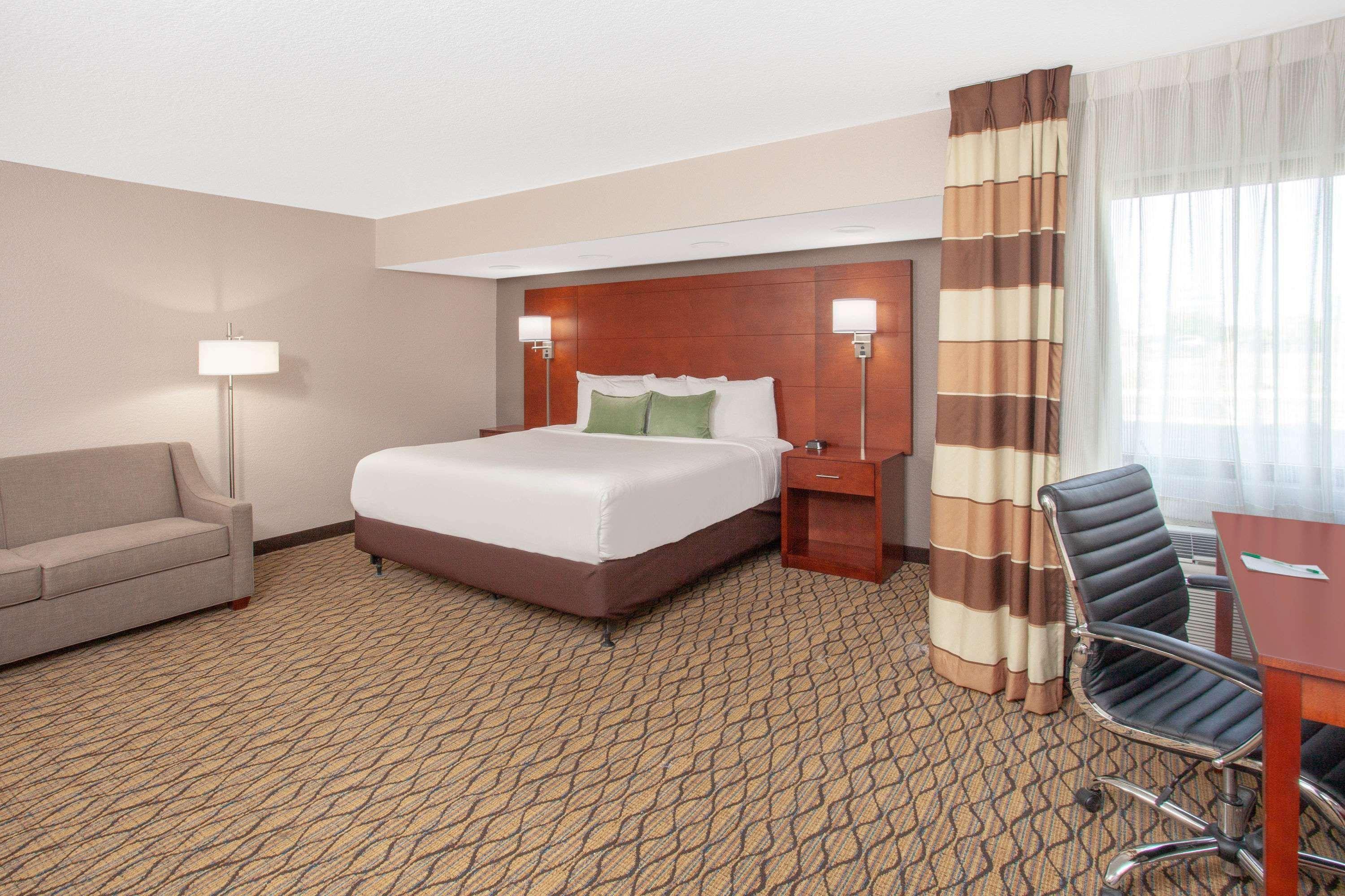 Wyndham Garden Fort Wayne Exteriér fotografie