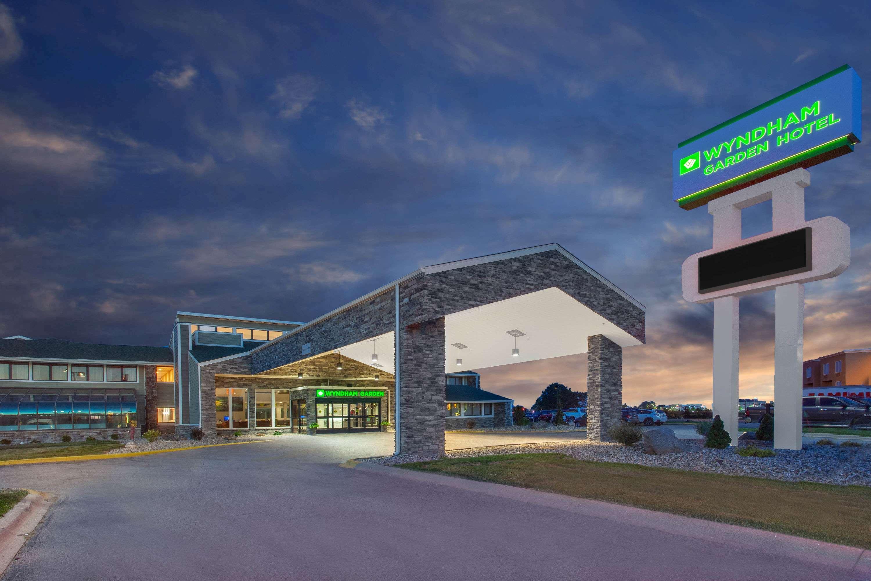 Wyndham Garden Fort Wayne Exteriér fotografie