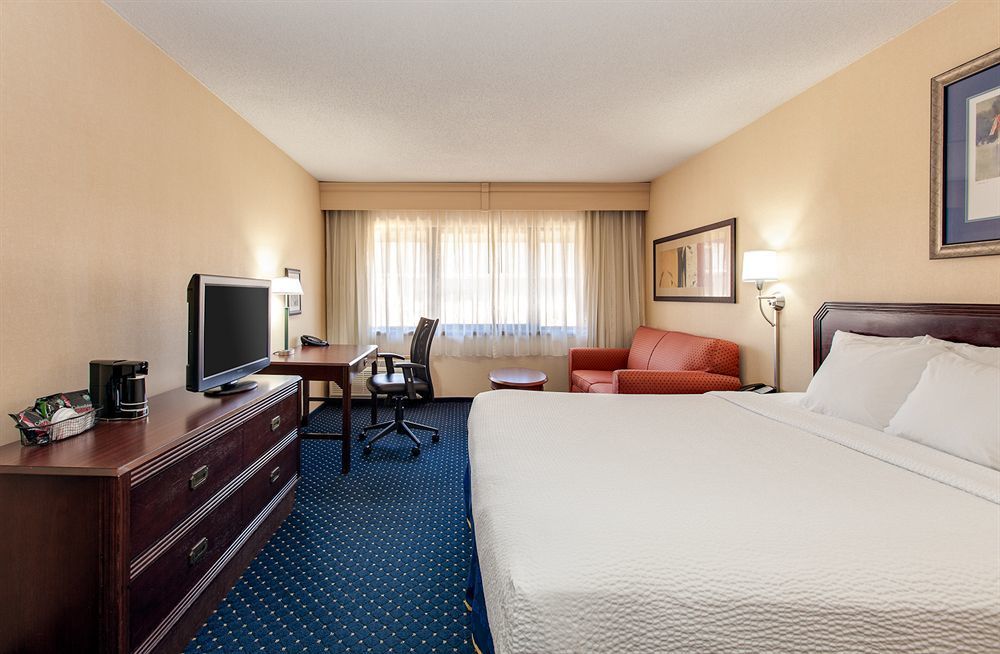 Wyndham Garden Fort Wayne Exteriér fotografie